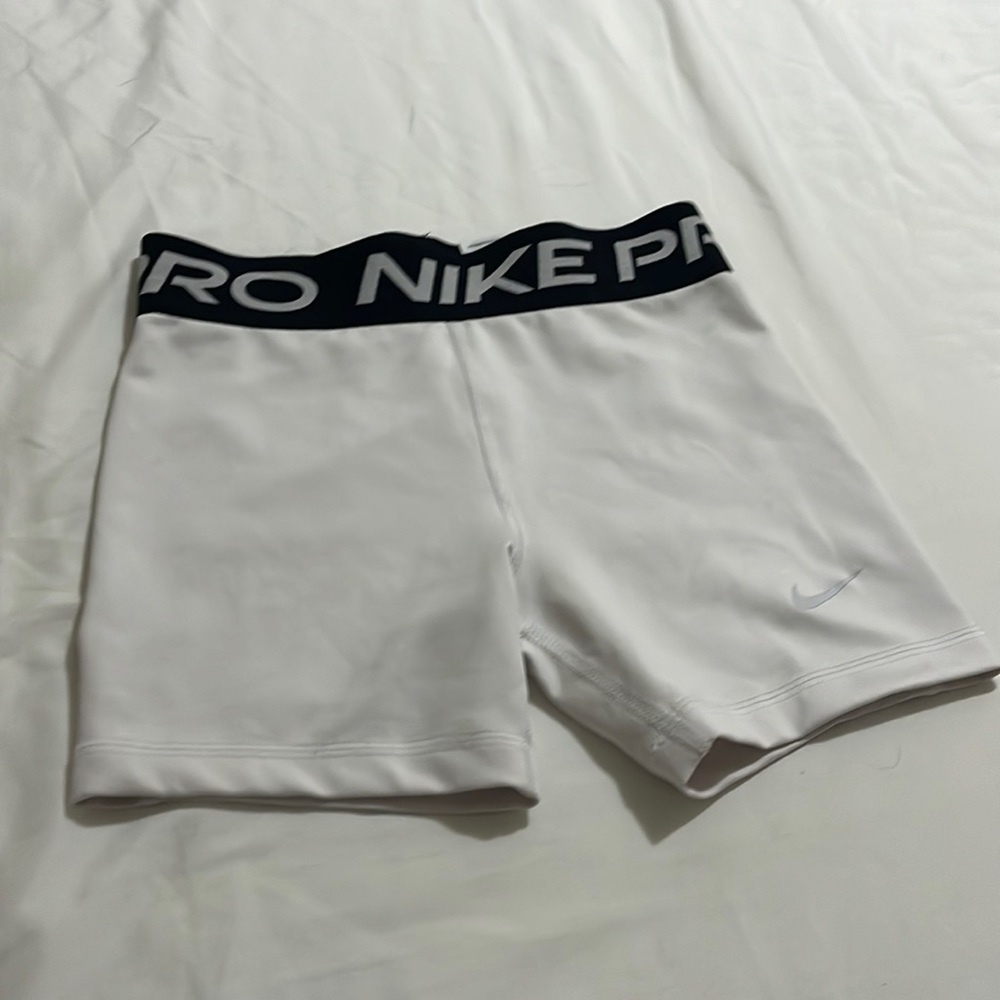Youth Nike Pros